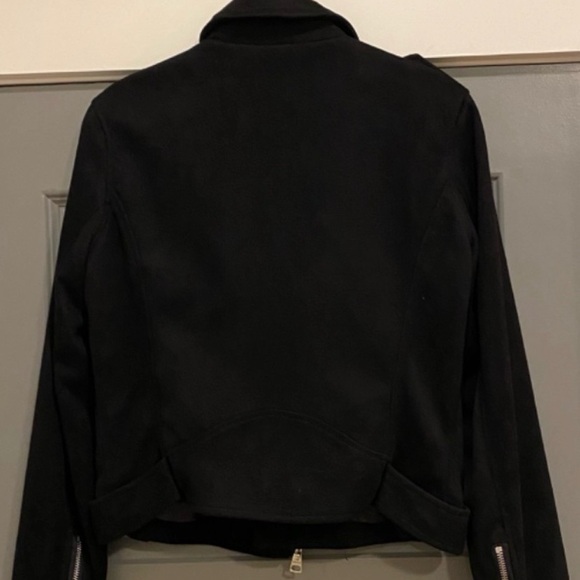 VIGOSS black suede moto jacket. Size small. Excellent condition! Worn twice - Picture 7 of 7